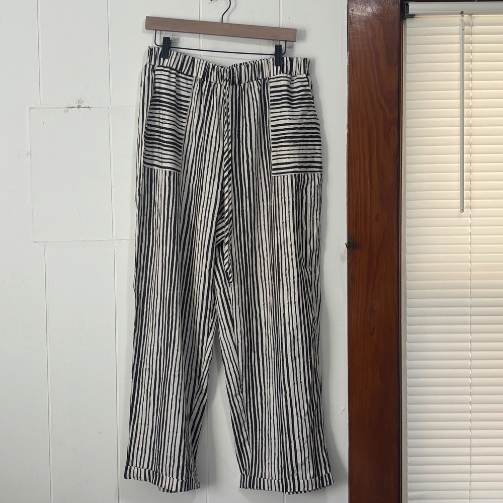SHEIN Curve Womens 1XL Black White Vertical Stripe Wide Leg Elastic Waist Pants